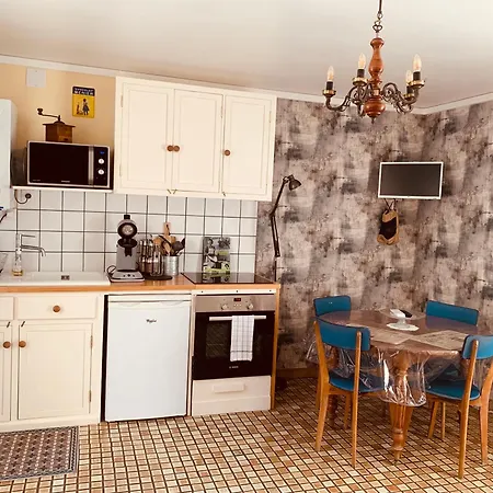 Musee Le Jour-j Apartment *