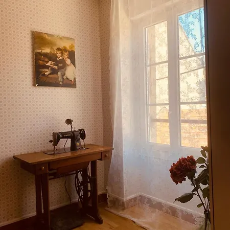 Musee Le Jour-j Апартаменты Уистреам